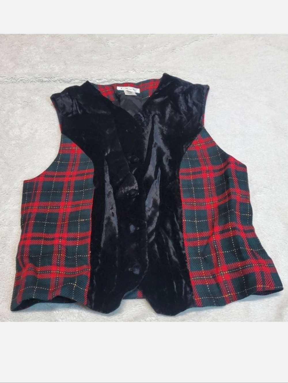 Vintage Talbots Red Green Tartan Plaid Black Velvet Wool Vest 4 Retro Classic‎